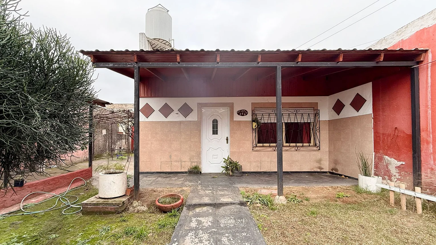 Casa de 3 ambientes en venta en Isidro Casanova, Aguapey 300, foto 3