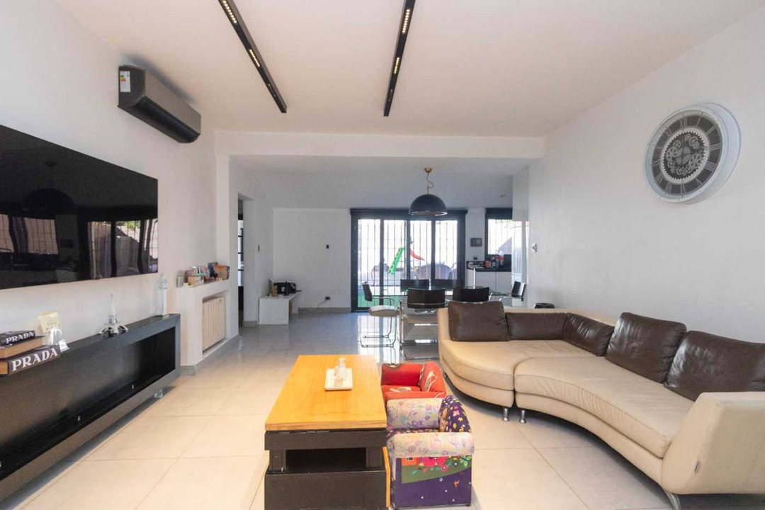 VENTA CASA 6 AMBIENTES PILETA COCHERA VILLA DEVOTO