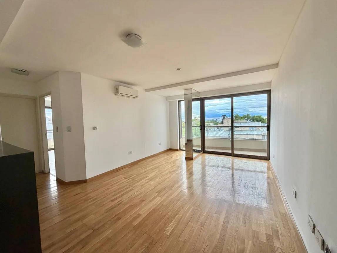 Departamento de 3 ambientes en venta en Godoy Cruz, Santiago de Liniers 0