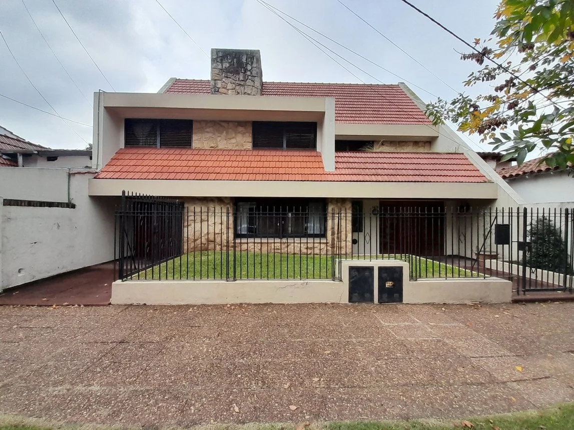 Casa en venta en Castelar