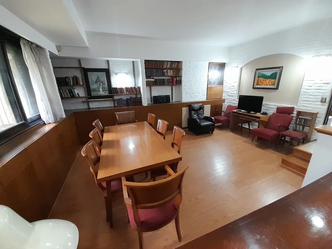 Casa en venta en Castelar, foto 3