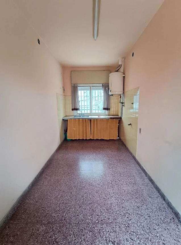 Casa de 6 ambientes en venta en Santos Lugares, Santiago Bonifacini 4000, foto 4