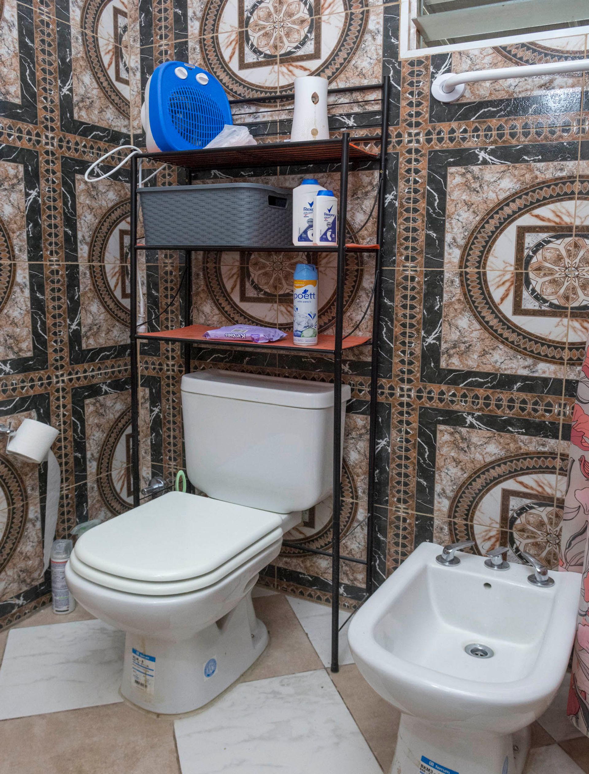 CASA 2 DORMITORIOS VENTA BARRIO LA LOMA - foto 13