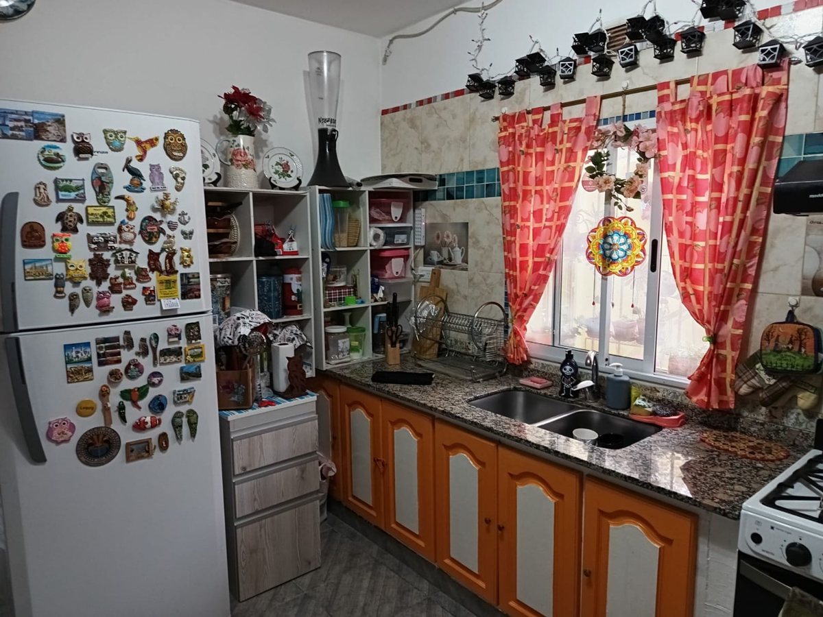 CASA 2 DORMITORIOS VENTA BARRIO LA LOMA - foto 3