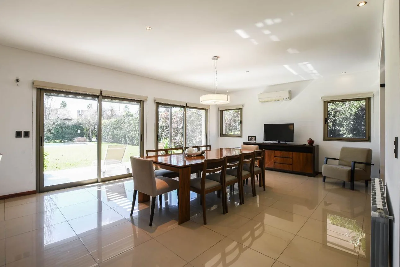 Casa dúplex de 4 ambientes en venta en Funes, Avenida Fuerza Aerea 2300, foto 3