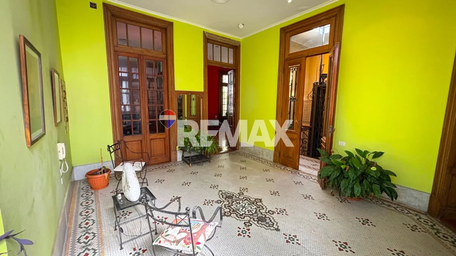 PH de 7 ambientes en venta en Balvanera, Moreno 3200