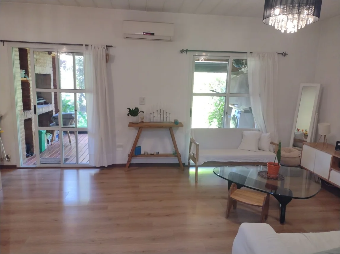 Casa tríplex en venta en Pilar, foto 5