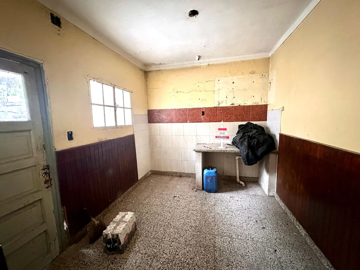 Gran propiedad a refaccionar en maria selva, foto 5