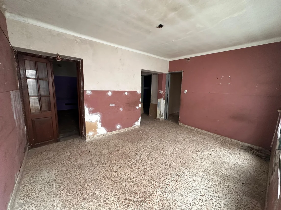Gran propiedad a refaccionar en maria selva, foto 3