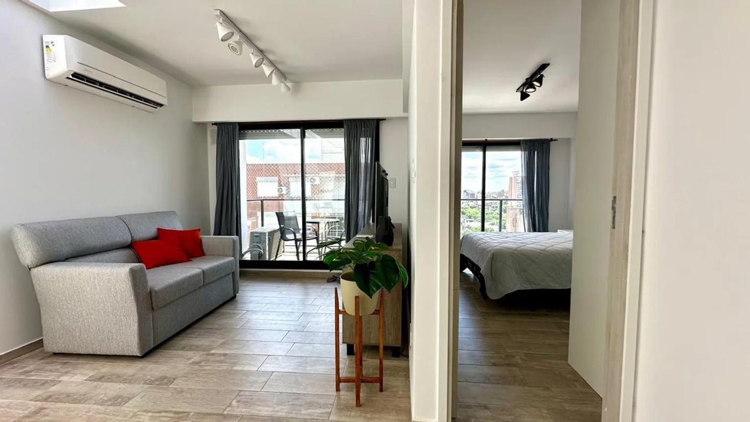 Semipiso de 2 ambientes en alquiler en Rosario, Alem 2300, foto 3