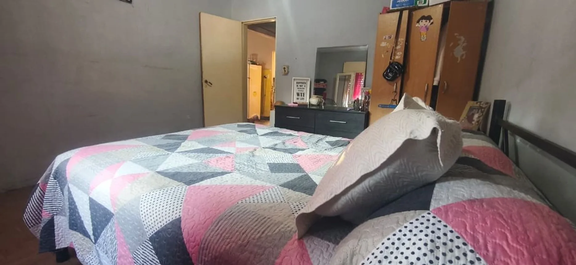 Casa en venta en Isidro Casanova, foto 4