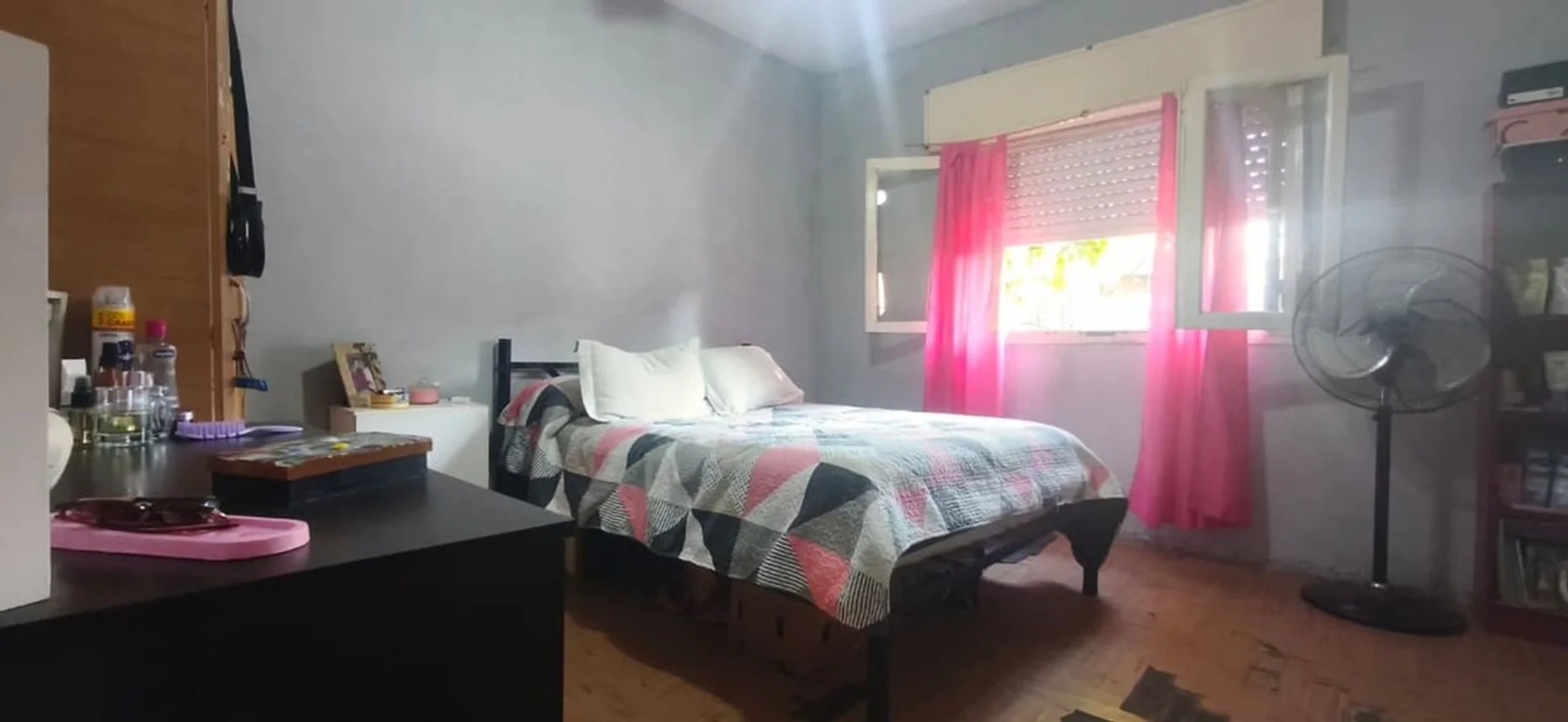 Casa en venta en Isidro Casanova, foto 5