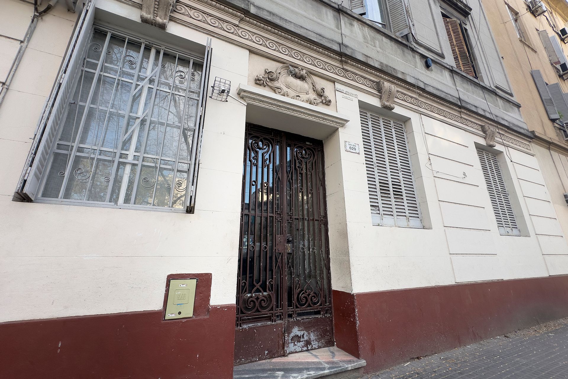 Foto 2 — Dos ambientes, ideal inversor,al frente, de estilo