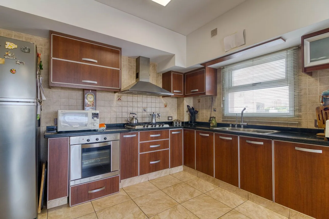 Venta dpto 4 amb de categoría san justo, foto 4