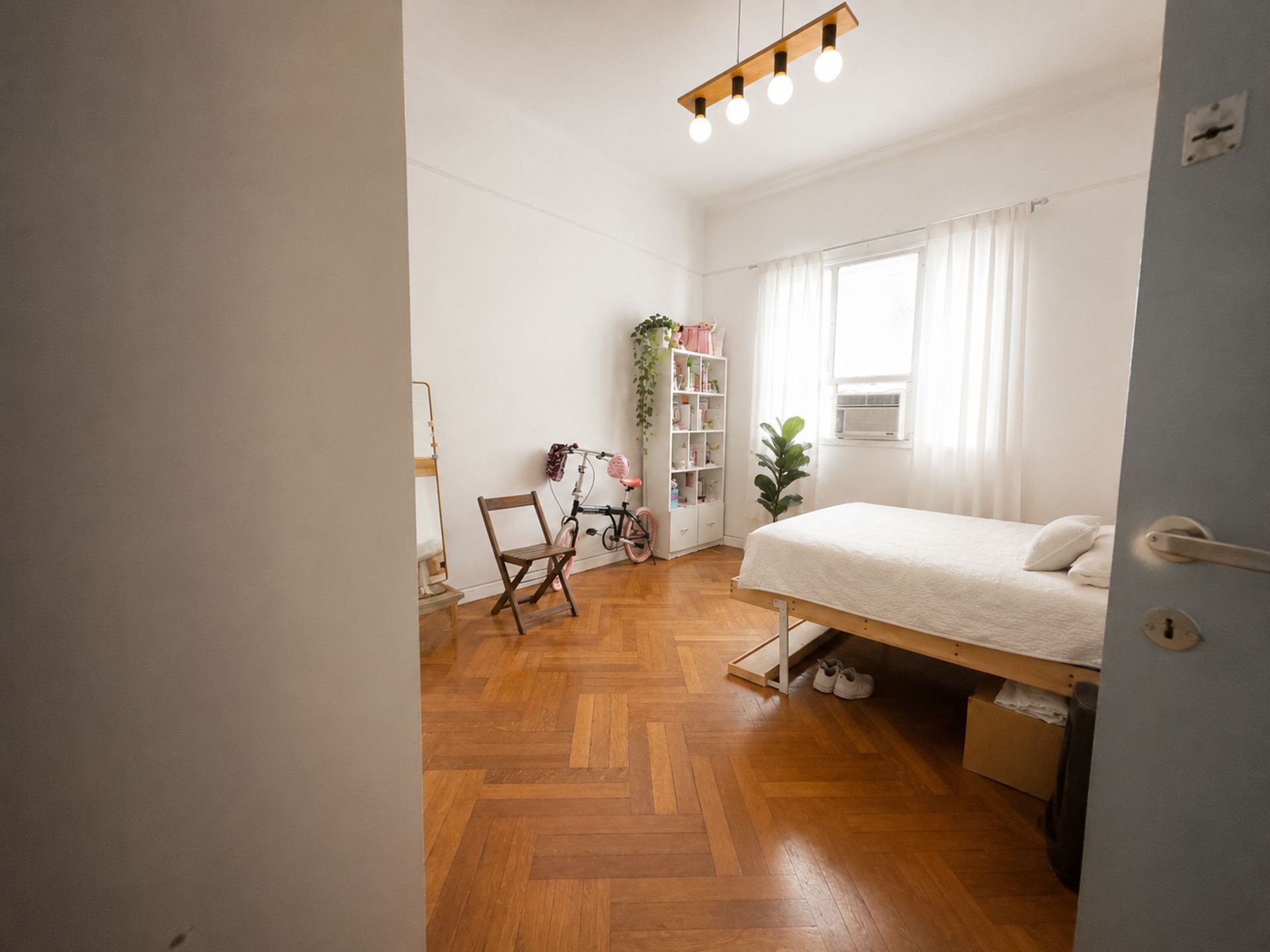 Foto 11 — VENTA DEPTO DE 4 AMB EN MONSERRAT OPORTUNIDAD