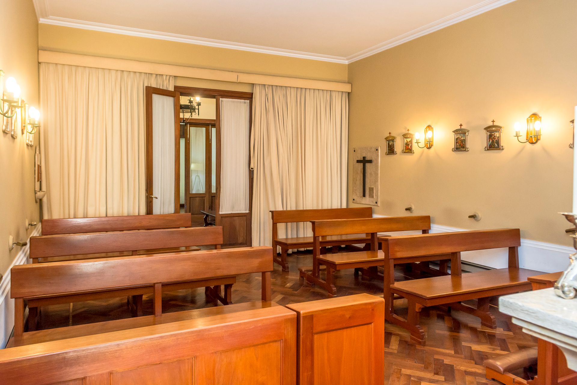 CASA 8 DORMITORIOS VENTA ZONA CENTRO APTO OFICINAS - foto 9