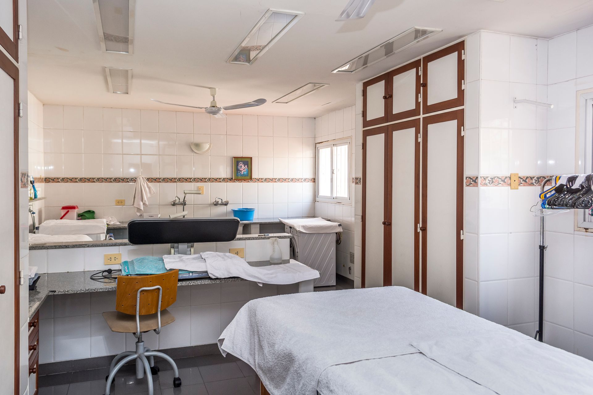 CASA 8 DORMITORIOS VENTA ZONA CENTRO APTO OFICINAS - foto 19