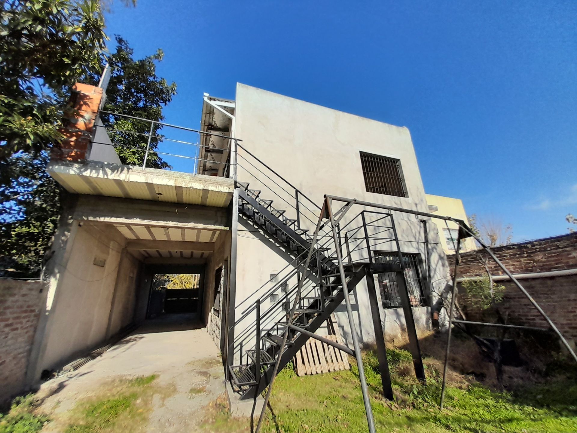 Foto 2 — OPORTUNIDAD, BAJO DE PRECIO, VENTA CASA 3 AMB