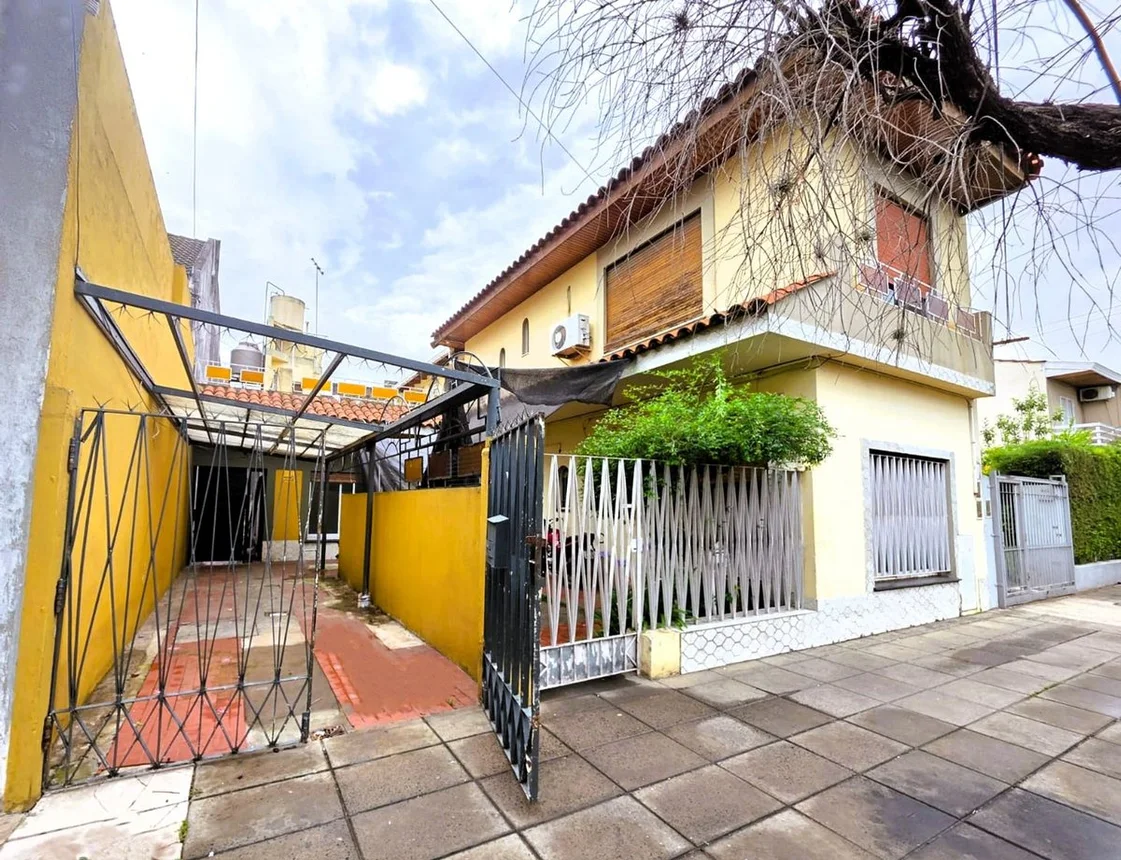 Casa de 4 ambientes en venta en San Justo, Thames 3400, foto 2