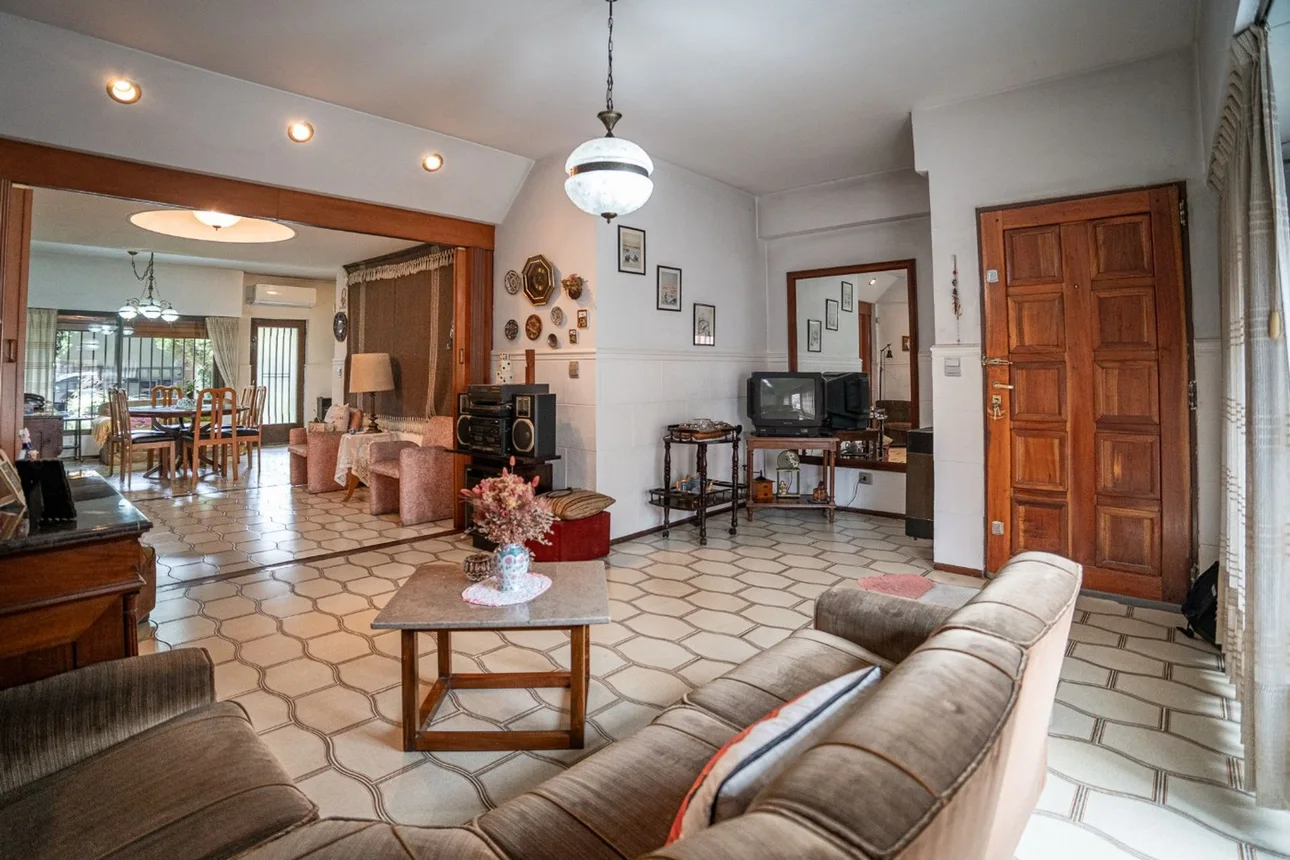 Casa en venta en Sáenz Peña, foto 2