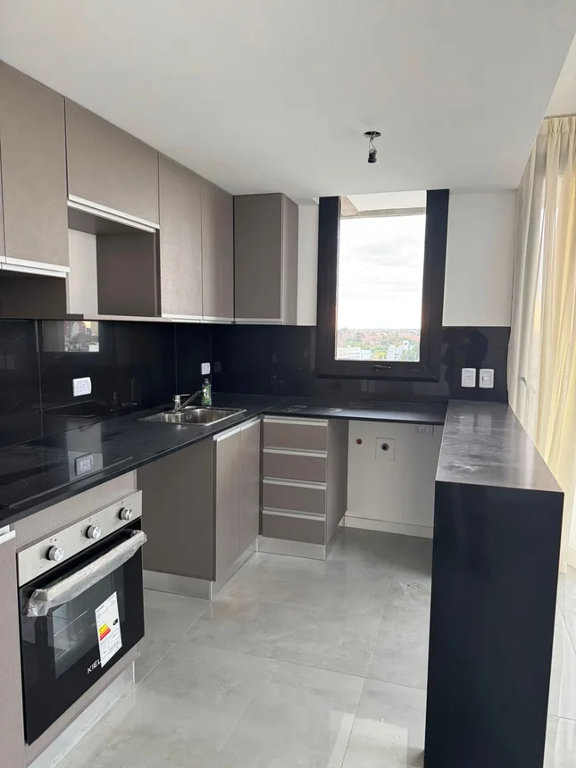 Departamento de 3 ambientes en alquiler en Tigre, Montevideo 1400, foto 2