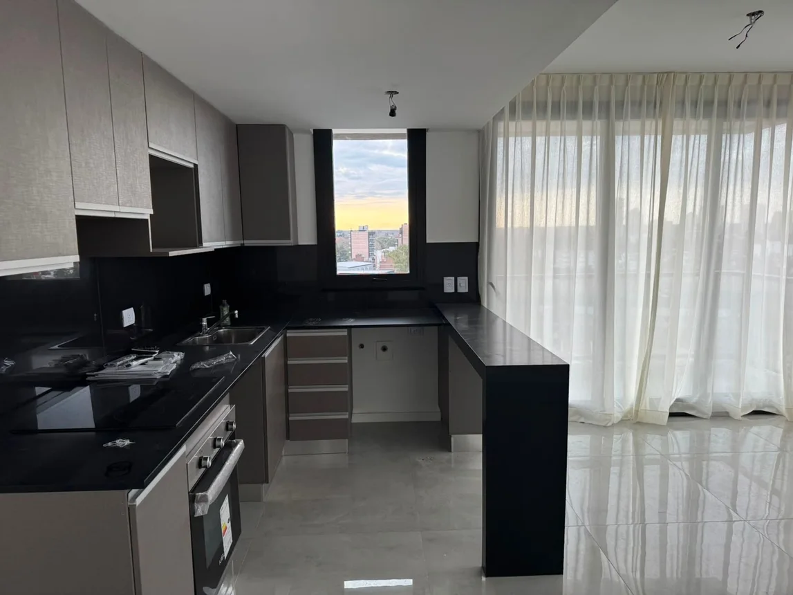 Departamento de 3 ambientes en alquiler en Tigre, Montevideo 1400