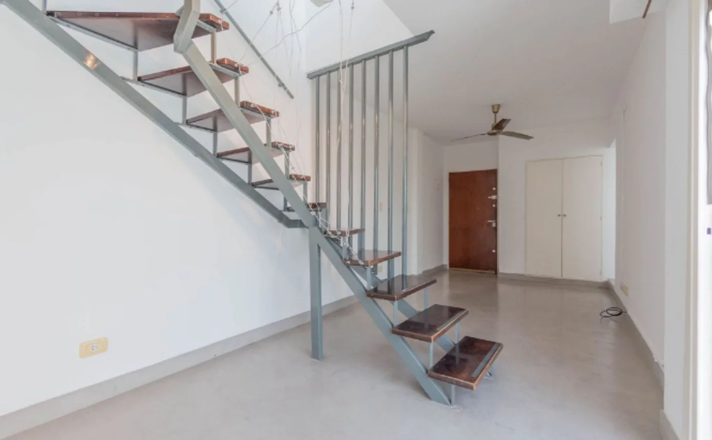 Venta 2 amb 1/2. c/balcón tipo dúplex. flores, foto 5