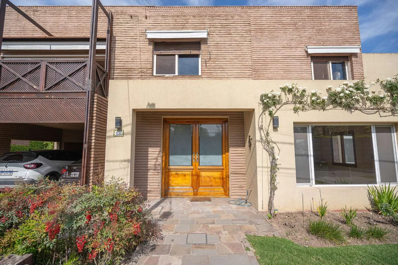Casa de 5 ambientes en venta en Bella Vista, San Miguel de Ghiso. Bella Vista  Av. Santa Fe 2800, foto 3