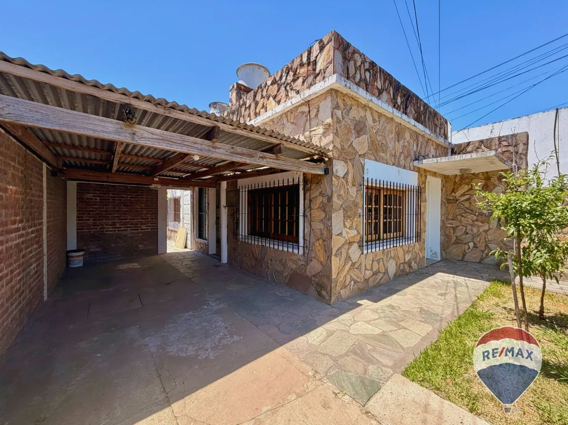 Casa en venta en La Plata, foto 2