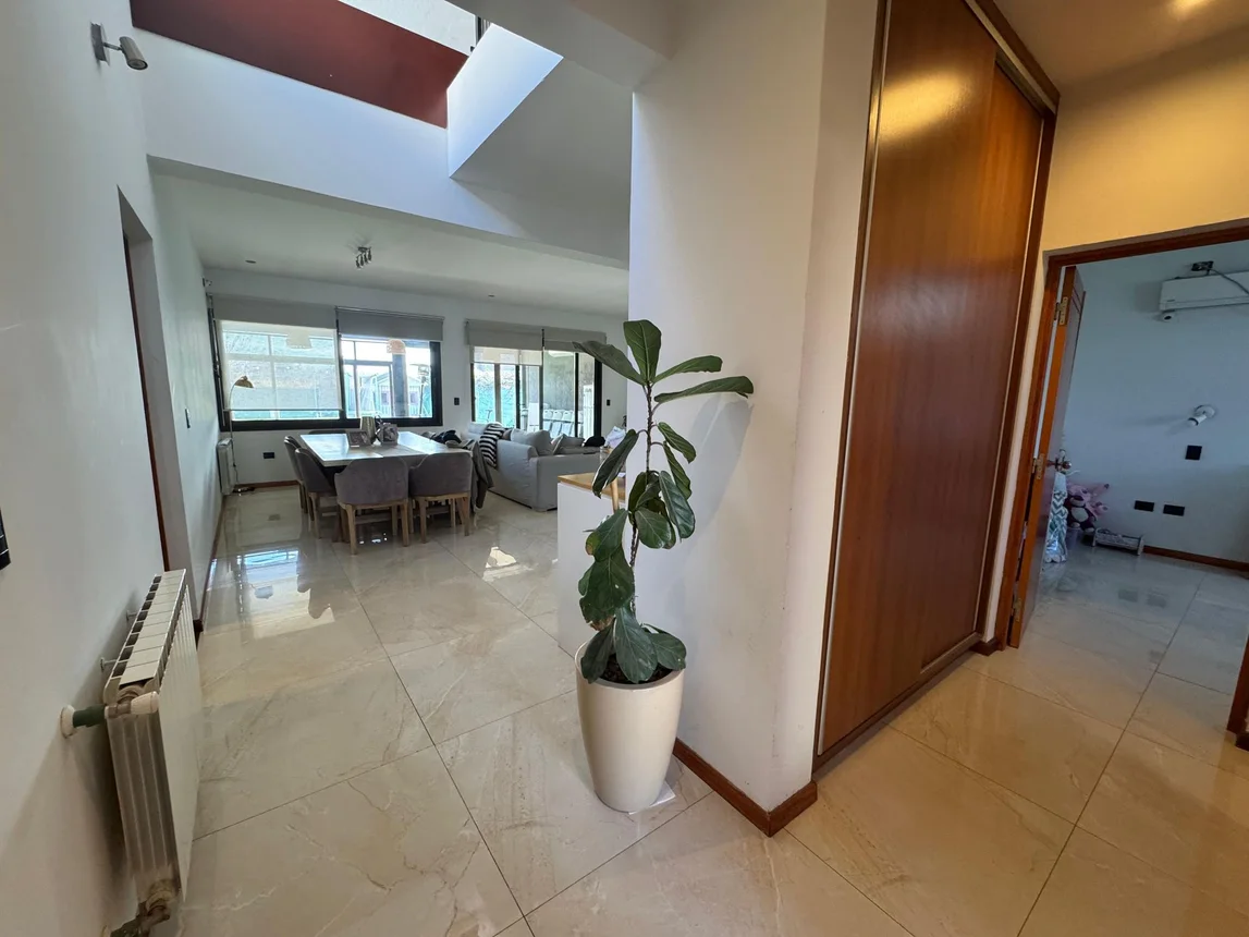 Casa en venta en Guaymallén, foto 3