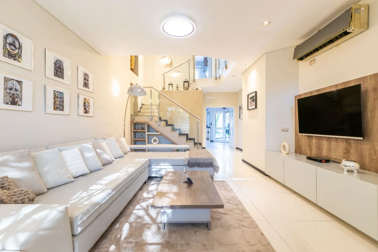 Casa de 6 ambientes en venta en Villa Urquiza, Iberá 5800, foto 3