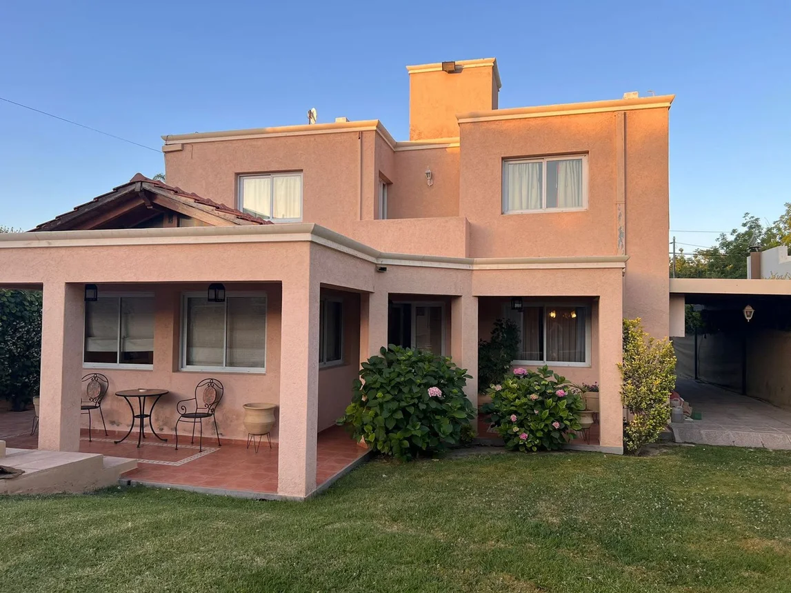 Casa en venta en Guaymallén