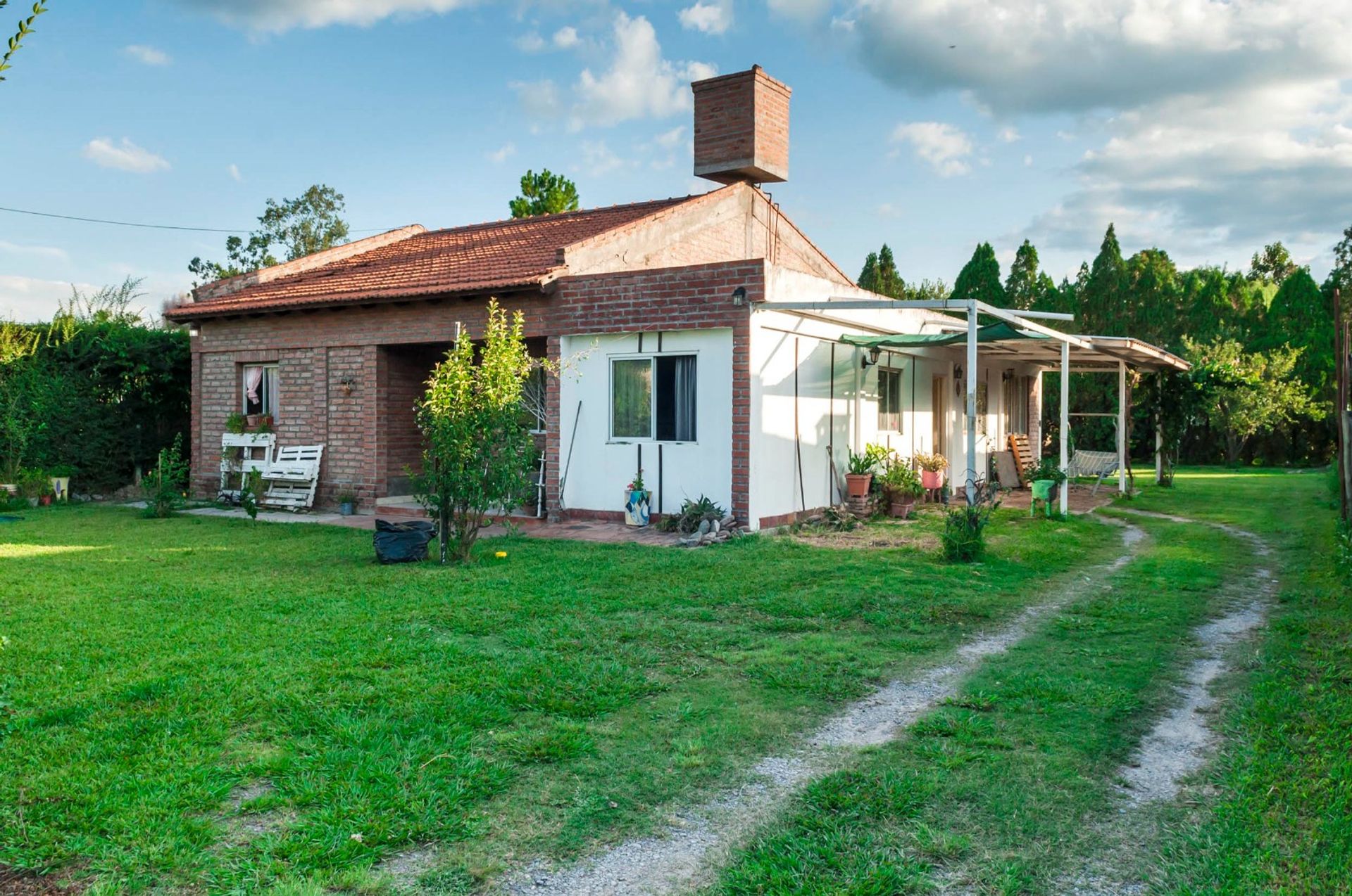 VENTA CASA O PERMUTA LOS OLMOS CERRILLOS 5 DORM - foto 6