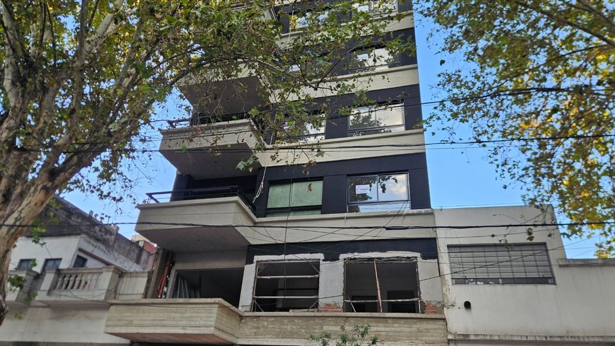 EN CONSTRUCCION MONOAMBIENTE ESTUDIO PROFESIONAL