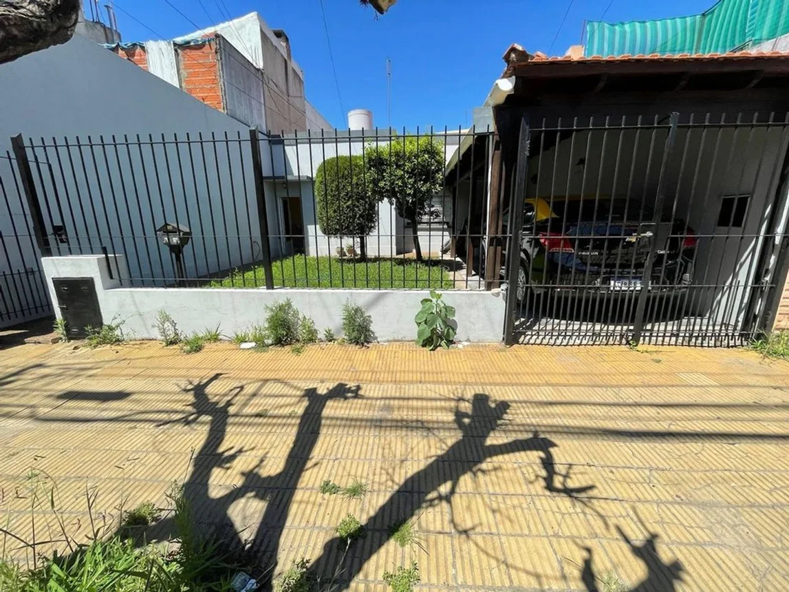 Casa de 4 ambientes en venta en Ciudadela, General Juan Martín de Pueyrredón 3300