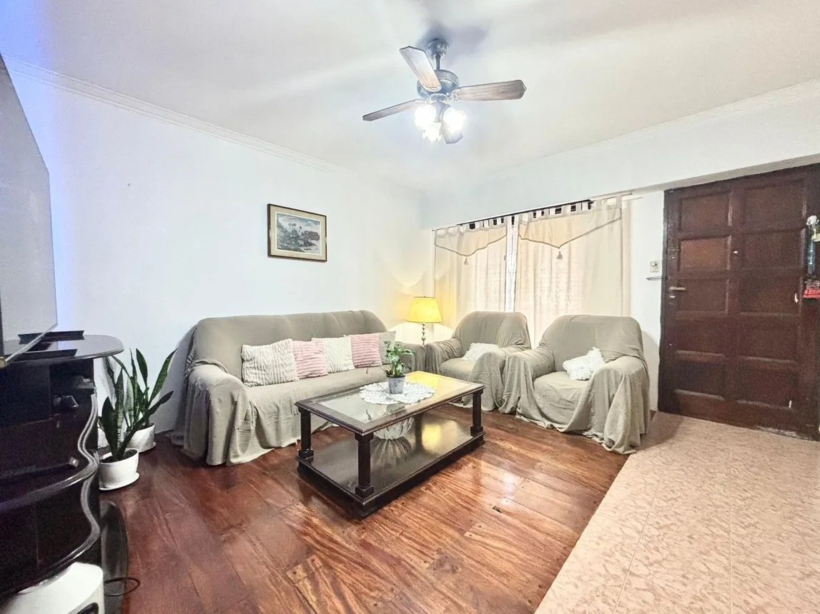 Casa en venta en Valentín Alsina, foto 4