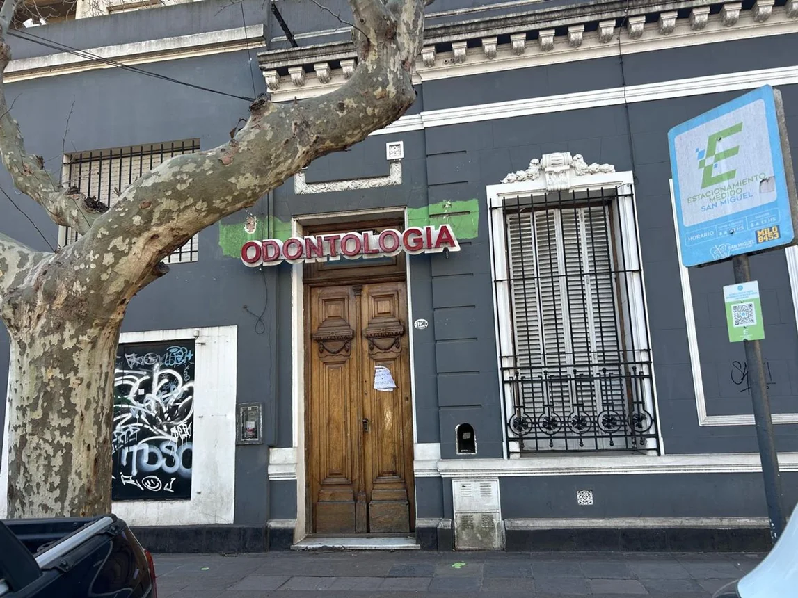 Casa de 8 ambientes en venta en San Miguel, Domingo Faustino Sarmiento 1700, foto 3
