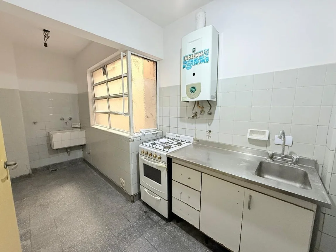 Departamento de 3 ambientes en venta en Balvanera, Riobamba 300, foto 4