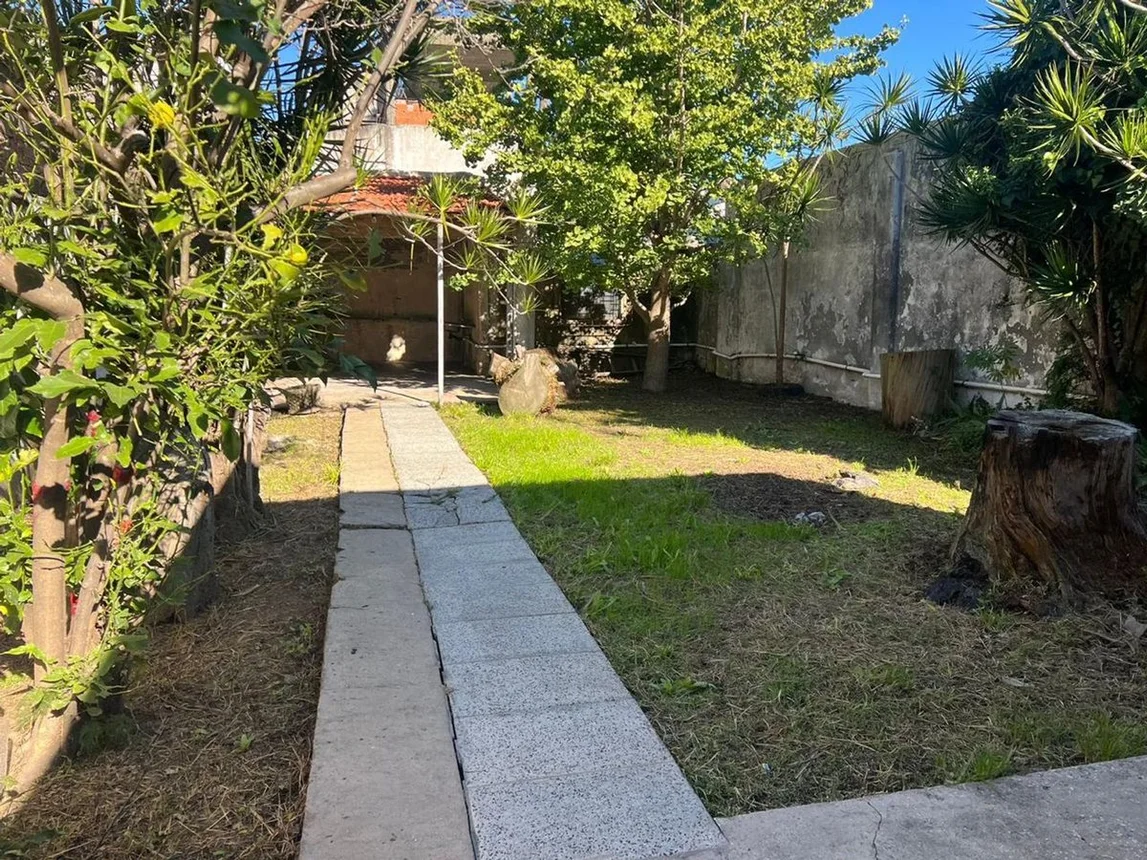 Casa en venta en Ramos Mejía, foto 2