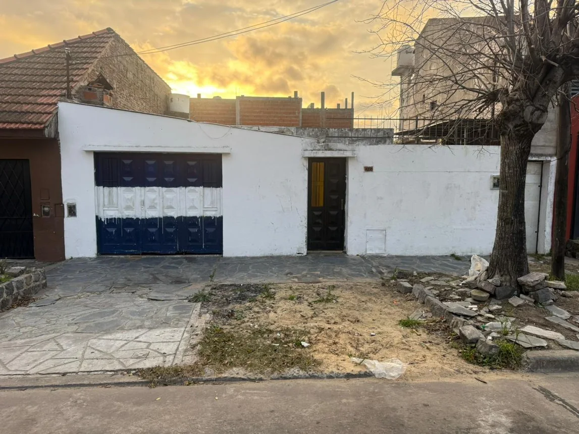 PH de 3 ambientes en venta en Sarandí, Salto 400