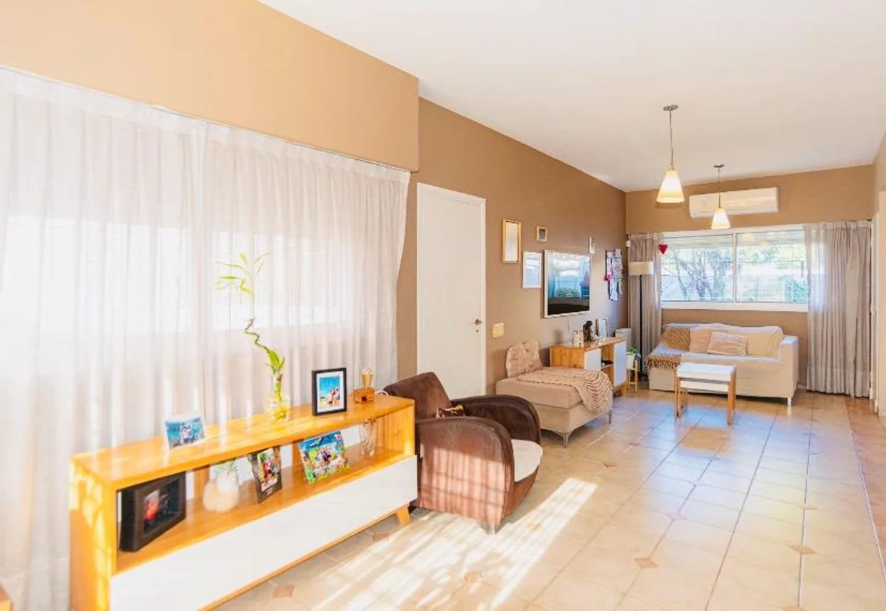 Casa en venta en Quilmes, foto 4