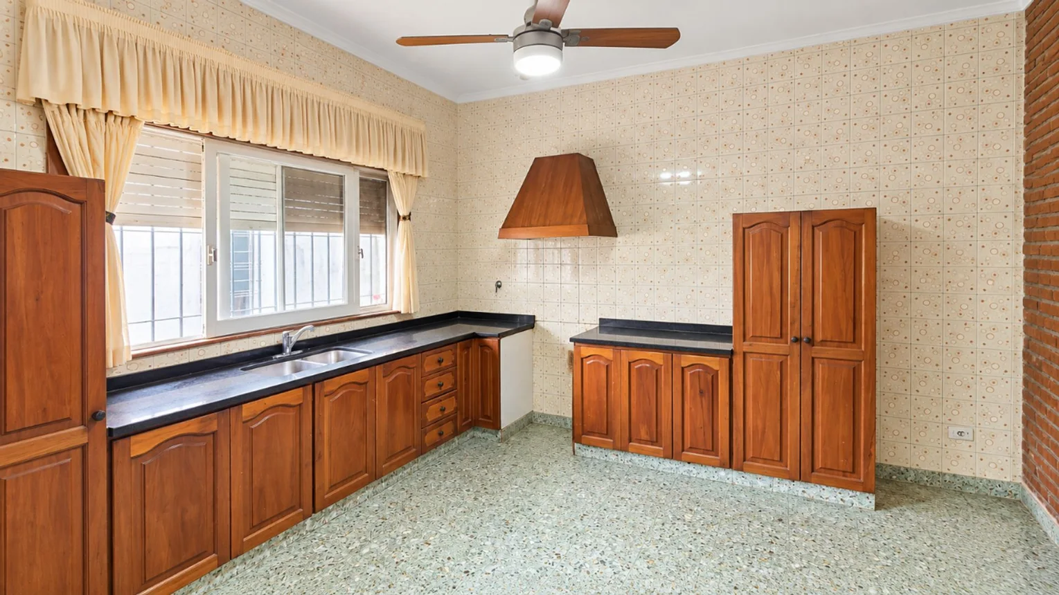 Casa en venta en Quilmes, foto 4