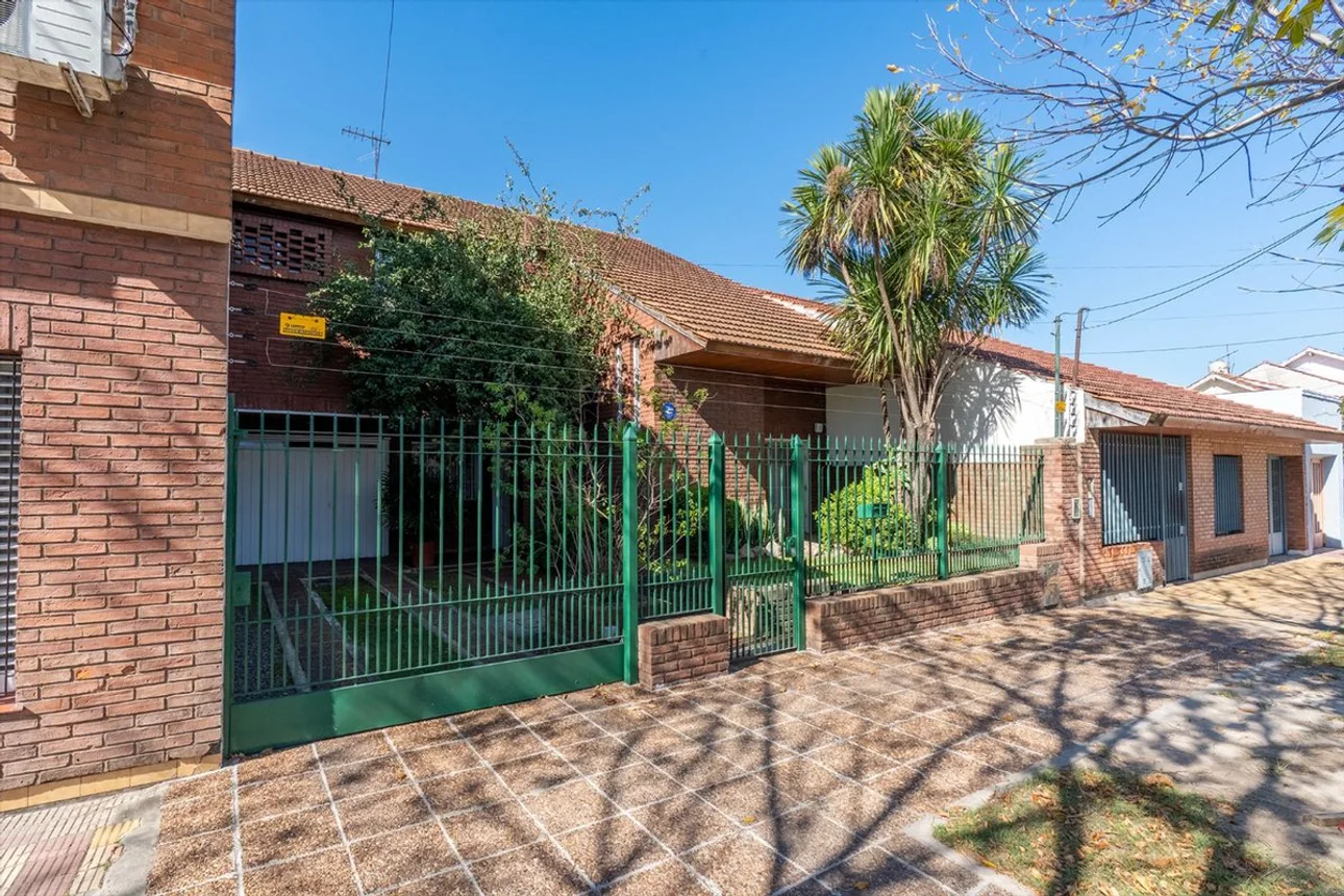Casa en venta en Lomas de Zamora, foto 3