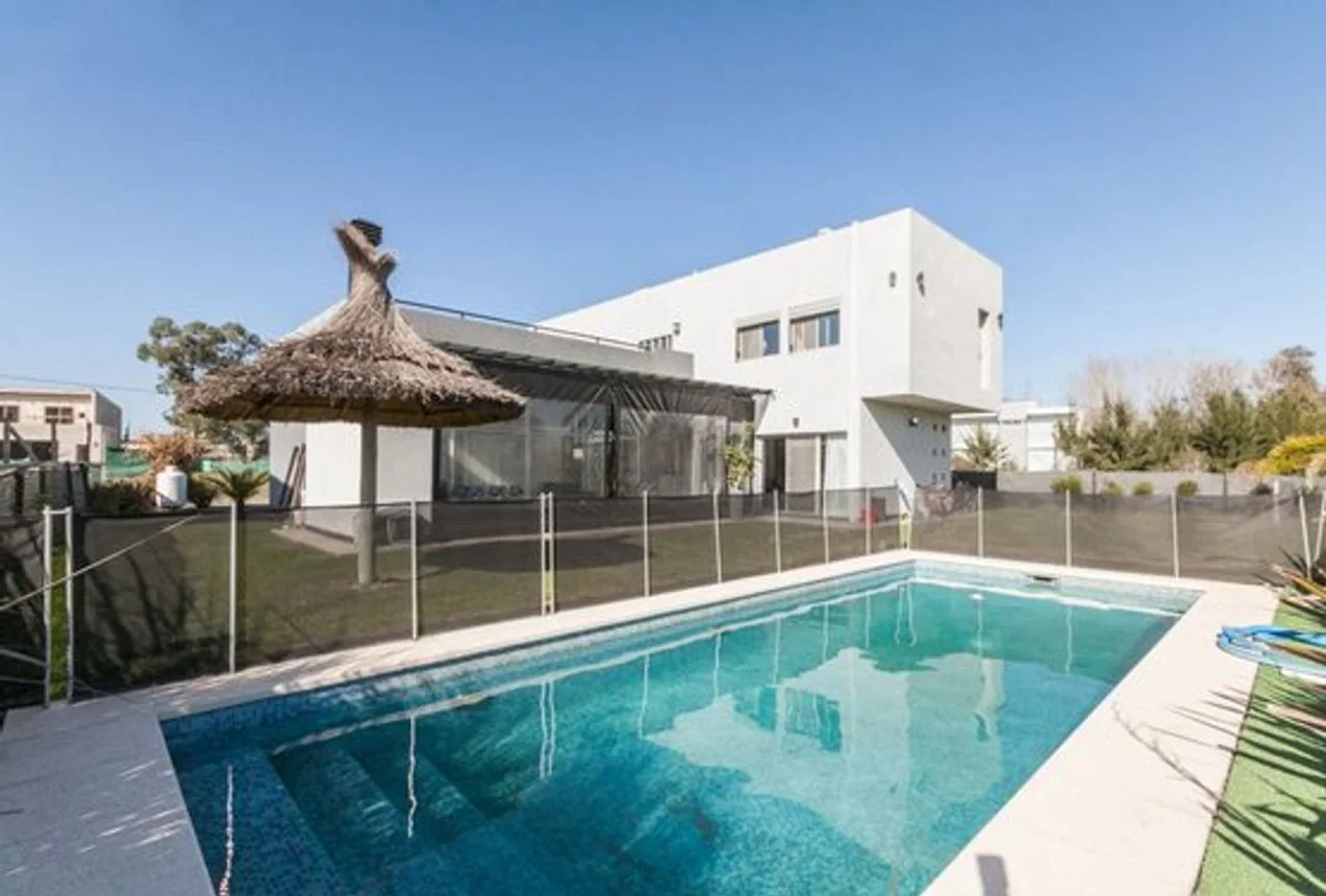 Casa de 5 ambientes en venta en Hudson, Avenida Jardín Hudson 0, foto 3
