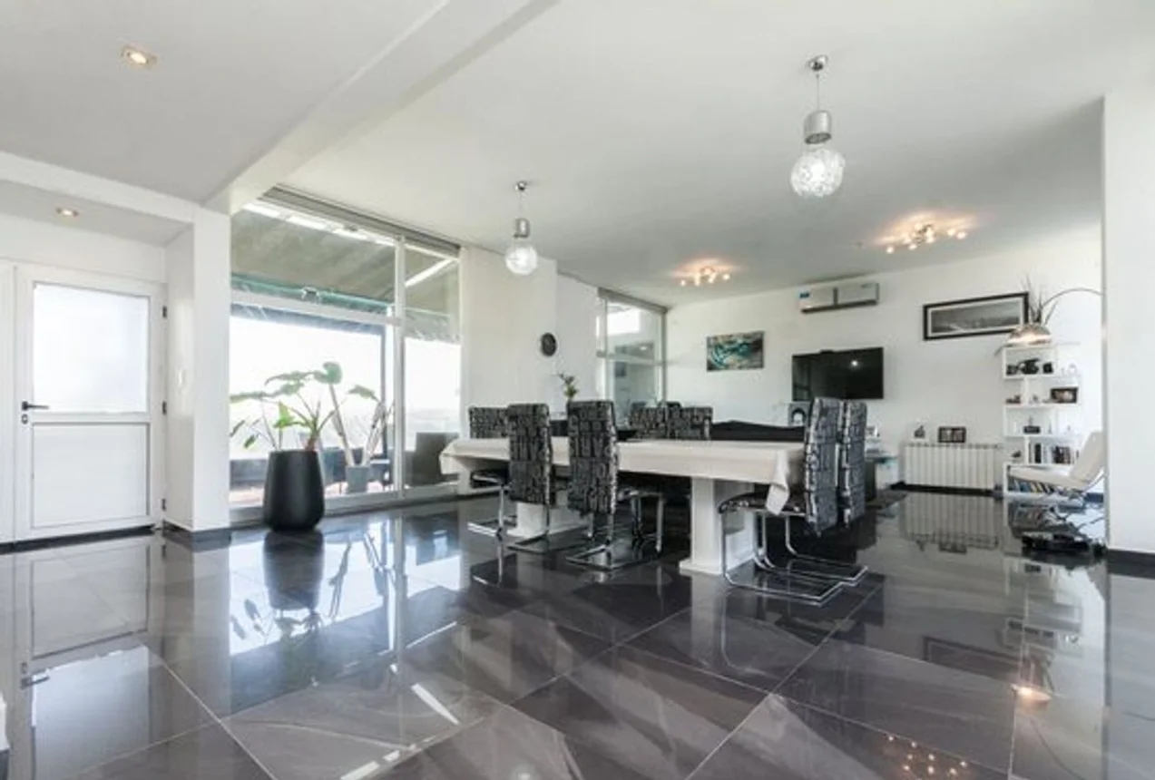 Casa de 5 ambientes en venta en Hudson, Avenida Jardín Hudson 0