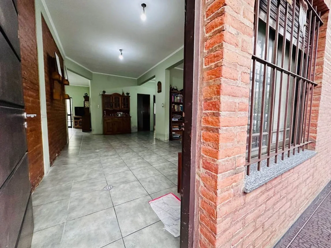 Casa de 3 ambientes en venta en Lanús Este, Ferre 2200, foto 2