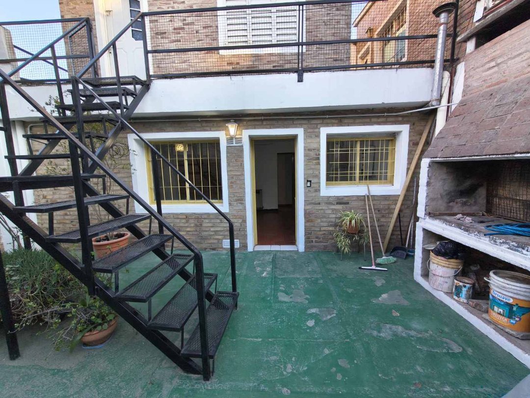 DPTO 1 DORM CON PATIO PROPIO ALTA CORDOBA