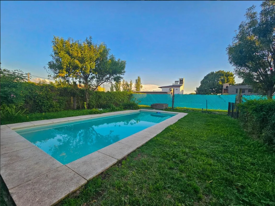 Casa en venta en Funes, foto 2