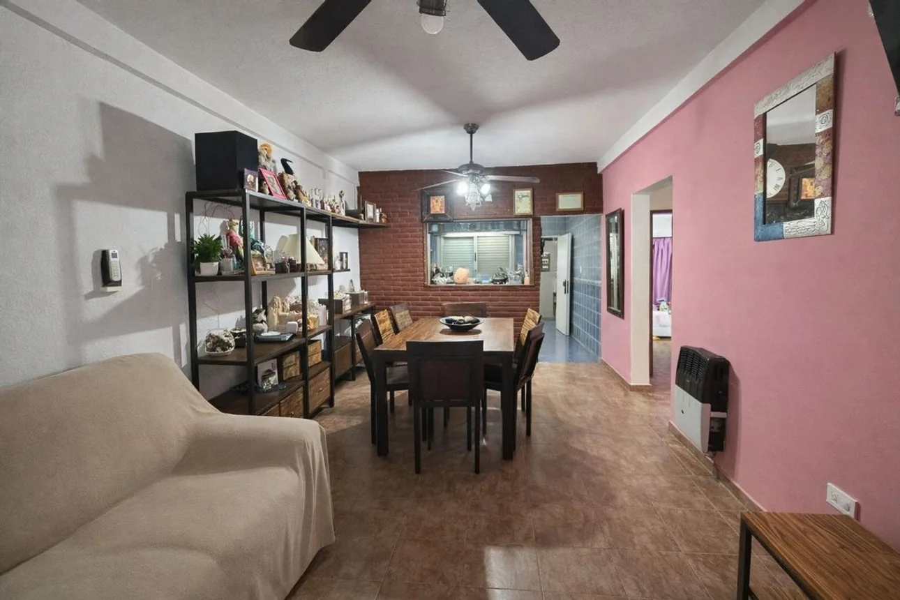 Casa de 7 ambientes en venta en Bernal Oeste, Calle 194 900, foto 3