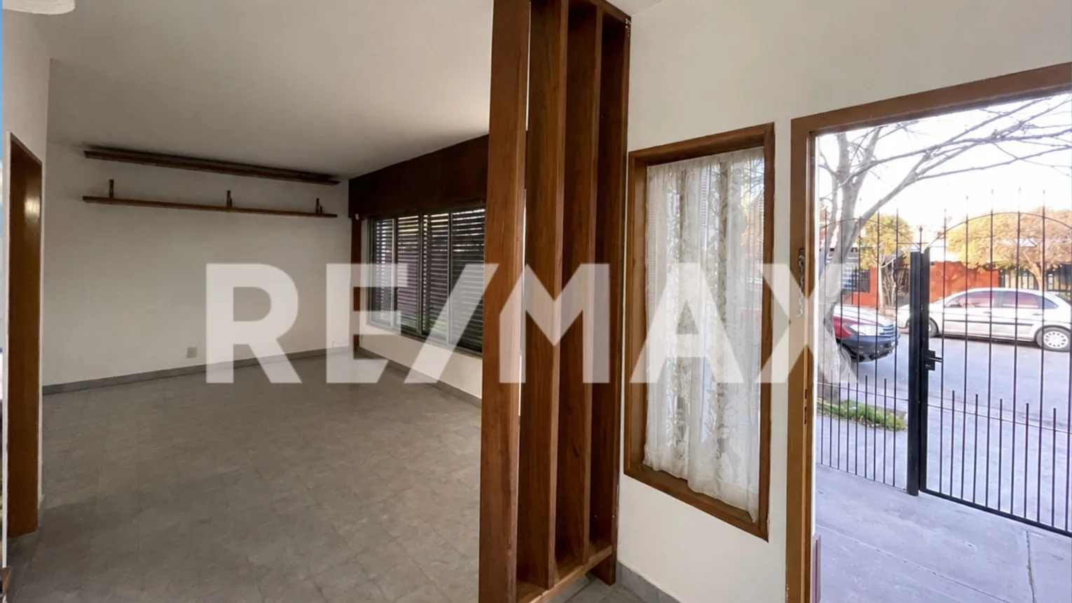 Casa en venta en Neuquén, foto 2